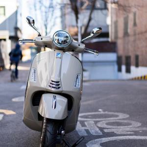 베스파 GTS 300 클래식 송파점