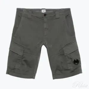 CP Company 새틴 스트레치 렌즈 카고 쇼츠 팬츠 바지 스모크 펄 18CMBE116A005694G935
