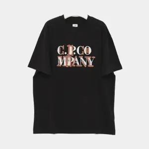 CP컴퍼니 25SS 블러드 CP로고 반팔 남성 티셔츠 18CMTS145A 006586W 999
