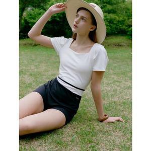 [갤러리아] JASR5E107 질스튜어트[랩스커트포함] 아이보리 배색 반팔 투피스 수영복