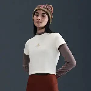 나이키반팔티 EQJ HM6085-110 ACG 여성용 Dri-FIT 반팔 티셔츠