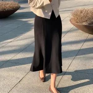스톤 머메이드 스커트 봄 여성 데일리룩 데이트룩 단정룩 하객룩