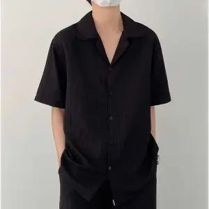 남자 여름 데이트 미팅 룩 반팔 오픈 카라 셔츠 남방 남자남방소라색셔츠