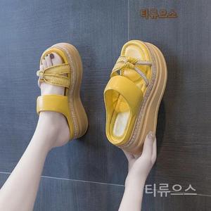 여성 웨지 굽7cm 여성 여름 통굽슬리퍼 키높이슬림/내구성이 우수하다양질의 소가 티류