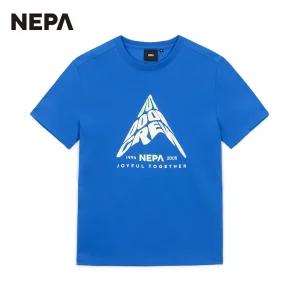 네파 공용 로고 그래픽 반팔 티셔츠 (레귤러핏) 7KD5374