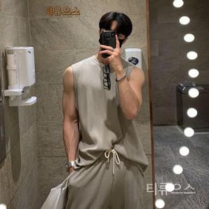 티류으스 여름 셋업 민소매 나시 남자 플리츠 세트 캠핑복장 반바지 커플 쿨링 주름 티