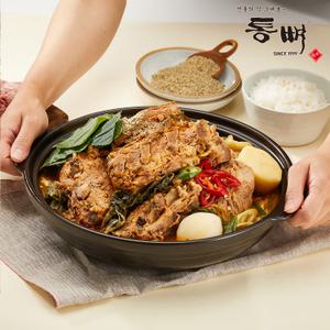 [소비기한 26.01.22] [내일도착] 통뼈 감자탕 칼칼한맛 2팩 (2kg)-4인분