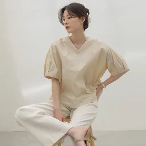 비비안브이넥블라우스