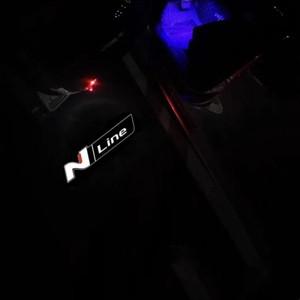 현대 N LINE 로고 벨로스터 코나 엘란트라 아반떼 i30 i20 소나타용 무선 LED 엠블럼 자동차 도어 라이트 2