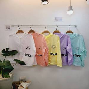 (무배)스마일 레터링 얇은 봄 여름 후드 바람막이 점퍼？5color