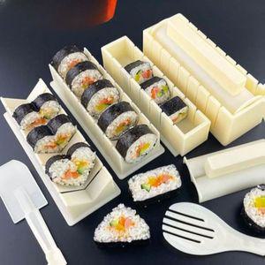 김밥모양틀 도시락 모양틀 꾸미기 김밥틀 가정용 원형 금형 삼각김밥틀 모양 삼각 하트