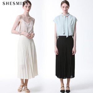 [쉬즈미스][쉬즈미스(SHESMISS)] 플리츠 백 밴딩 롱 스커트 (택가격 138000원)