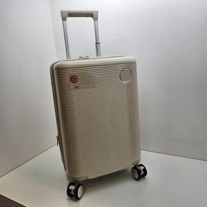 아메리칸투어리스터MG01GEMINAPROCHALKBEIGE65/24TSA케리어커버포함UA415005