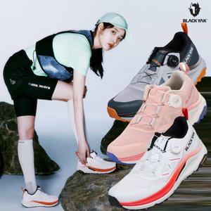 [롯데백화점]블랙야크 [아이유착용]25SS 남녀공용 사계절 트레일 런닝화 플로우런D ABYSHXU008 (BON)