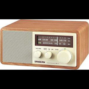 Sangean WR-11 아날로그 AM/FM 테이블탑 라디오  클래식 우든 캐비닛 구성 간편 조작