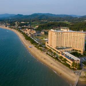 [충청] 비체팰리스_객실 1박+중/석식 2인+개화예술공원 2인+석탄박물관 2인