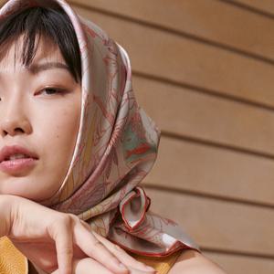 에르메스 스카프 Precious Paradise scarf 90 H004094S 13 은빛