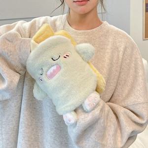 한파 추위 핸드형 보온 온수팩 핫팩 휴대용 찜질팩 온열