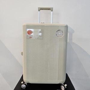 [아메리칸투어리스터] 24인치 그린 GEMINA PRO UA415006 (S29537107)