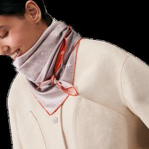 에르메스 스카프 Clair de Lune double face scarf 90 H903795S 03 그리 오랑쥬