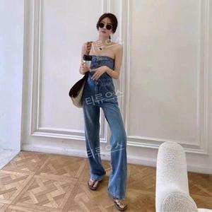 데님 점프수트 튜브탑 댄싱가수 휴가룩 오프숄더 유랑단 흠뻑쑈