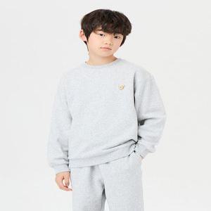 공용) 라이트플리스 자수 맨투맨_PKE4TR3811MGR