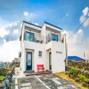 [제주 펜션] 제주 월정땅콩집펜션 (제주시)