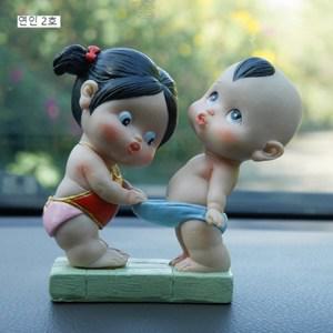 양신그룹 귀여운 커플 피규어 장식 차량용 작은 인형 인테리어 소품