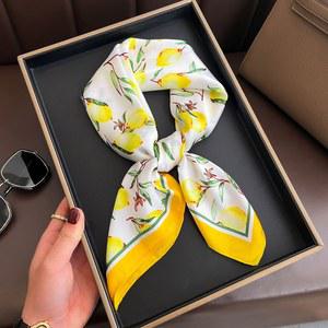 스카프 2025 여성 새로운 노란색 레몬 스퀘어 실크 70 70cm 넥타이 패션 장식 Neckerchief Hijab 가방 Ribbions