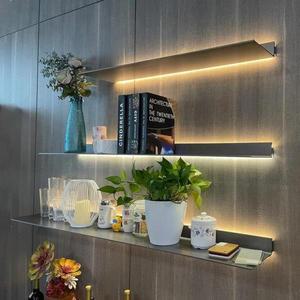 호화스러운 독특한 뜨 선반 Led, 검정 회색 매트를 가진 여분의 긴 벽에 의하여 지도되는 잘 고정된