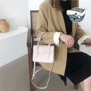 세련된 미니 크로스백 악어가죽 패턴 토트백 캔버스가방