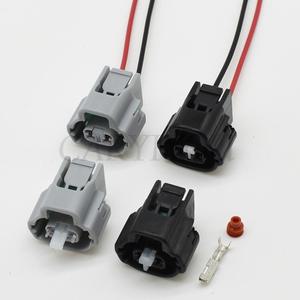 1 세트 2 핀 1JZ 2JZ 1UZ 3UZ 자동차 플매트 카펫 러그 자동 배선 소켓 7283-7526-30 Lexus Toyota VVT i