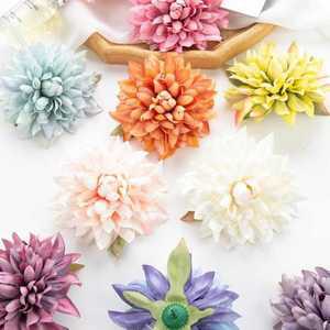 조 5PC 인공 꽃 12Cm 실크 Gerbera 홈 웨딩 화 환 야외 Diy 사탕 상자 케이크에 대 한 고품질 크리스마스