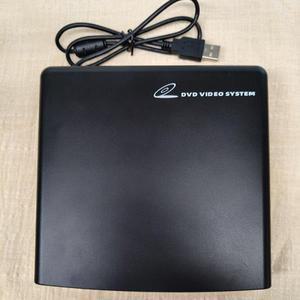 년 BMW 호환 모델 이후 스마트 TV PC 셋톱박스 CD 디스크 플레이어용 USB 연결 기능을 갖춘 전용 차량용 외