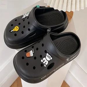 핫딜 여자스포티샌들 계곡신발 선생님실내화 펀칭 샌들 슬리퍼240-245MM 블랙