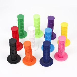 범용 7/8 22mm 핸들 그립 먼지 핏 자전거 바이크 오토바이 모토 크로스 바 야마하 가와사키 스즈키 혼다 호