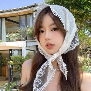 프렌치 레이스 헤어스카프 삼각 머리스카프 쁘띠 플라워 헤어 망사 스카프