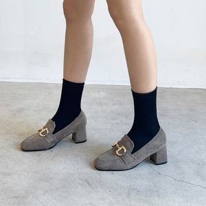 [롯데백화점]소보 멜리스 2type 스웨이드 골드체인 로퍼 2cm 5cm