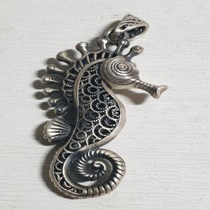 법정순은 크로마치 해마 팬던트 5돈 단초마을 골동품/수집품/도자기