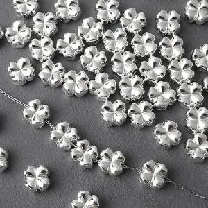 싼비즈 [6650-07]아크릴통과형 실버네잎클로버 8mm 메탈도금 ,10g(약50개)