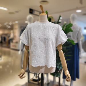 [대구백화점] [파파야]볼륨소매자수반팔블라우스(PNORBL028B)