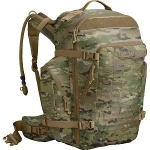 CamelBak BFM 택티컬 하이드레이션 백팩 3L(100온스)/3L Mil Spec Crux 저장소 블래더 포함 - MOLLE 멀티캠