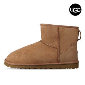[어그(UGG)]클래식 미니 남자 겨울 방한 숏 부츠 체스트넛 1002072-CHE