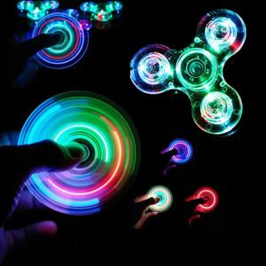 LED 라이트 Fidget Spinner 핸드 탑 스피너 어두운 빛에 빛나는 Spiner 손가락 스트레스 릴리프 어린이를위한 재미있는 장난감 선물