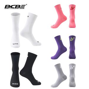 BCBE 남성 여성 사이클링 양말 MTB 도로 자전거 양말 통기성 빠른 건조 야외 양말 자전거 레이싱 농구 뜨개질 양말