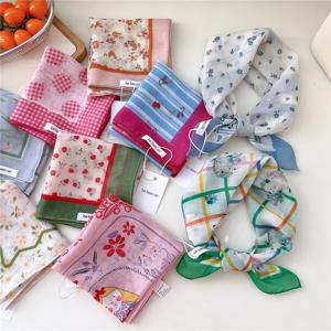 55cm 꽃 꽃 프린트 스퀘어 스카프 Neckerchief 패션 스카프 Kerchief Bandanas Headscarf 헤어 리본 액세서리 여성용