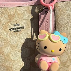 Sanrio 헬로 키티 키 체인 Kawaii Will Tan 온도 색상 변경 애니메이션 고양이 가방 걸이 만화 매력 펜던트 장식 선물