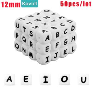 50 개/몫 실리콘 구슬 편지 12mm 흰색 실리콘 알파벳 구슬 DIY 팔찌 젖꼭지 체인 액세서리 보석 만들기위한