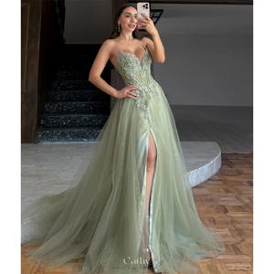 Cathy 라이트 그린 자수 V 넥 댄스 파티 드레스 사이드 하이 스플릿 Tulle vestidos de noiva A 라인 바닥 길이 졸업 사용자 정의