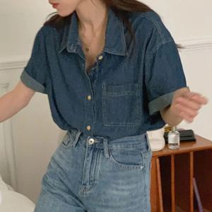 레트로 시크 여름 여성 루즈핏 반팔 버튼업 카라 데님 셔츠 캐주얼 범용 디자인 포켓 버블 소매